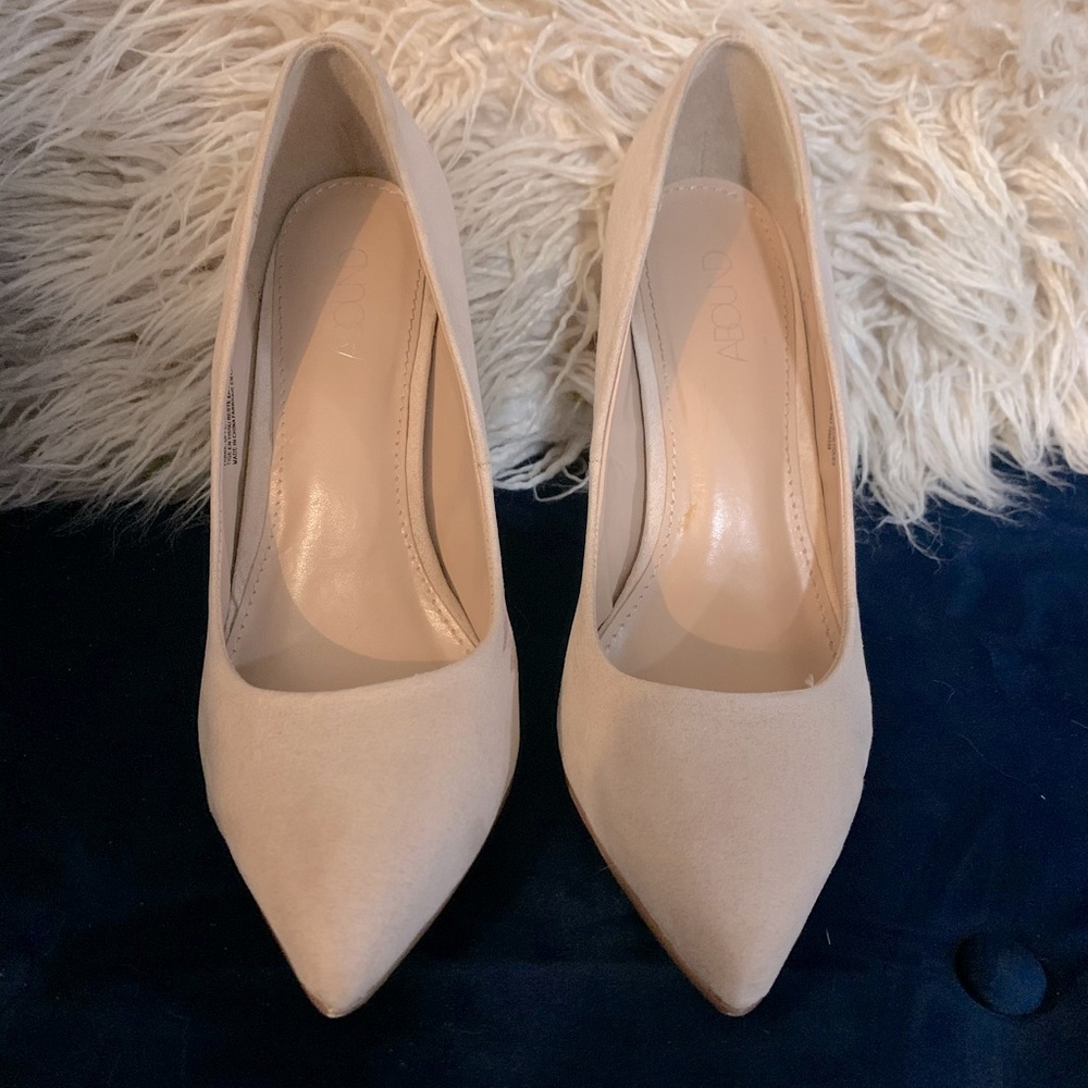 Pink Suede Pointed Toe Pump Heels